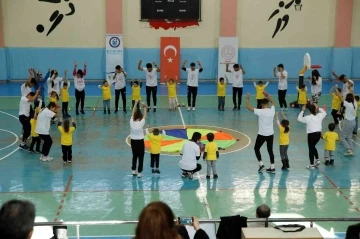 &quot;Minik Sporcular&quot; projesiyle özel eğitim öğrencilerinin hayatlarına dokunuluyor
