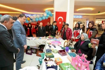 &quot;Yaşlılarımızın El Emeği&quot; sergisi açıldı
