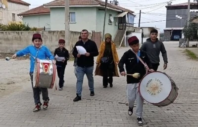 Ramazan geleneğini çocuklar yaşattı
