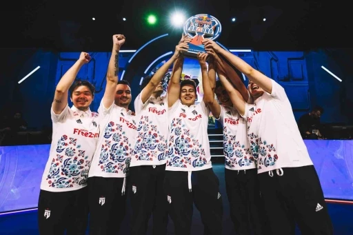 Red Bull Home Ground Dünya Şampiyonası’nda FUT Esports finalde mücadele edecek