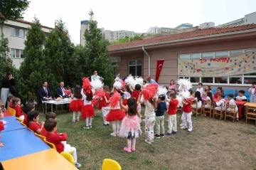 Rektör Sözbir anaokulu öğrencileriyle buluştu
