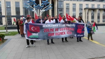 Sağlık çalışanlarından Filistin için &quot;sessiz yürüyüş&quot;
