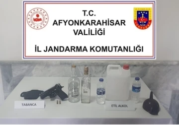 Sahte alkol üreten şahsı jandarma yakaladı
