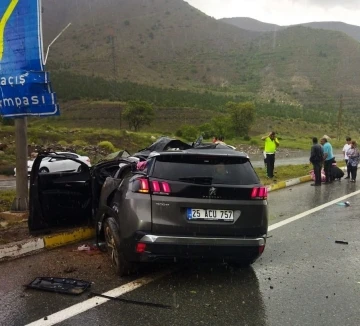 Sakaltutan’da trafik kazası: 1 ölü, 2 yaralı
