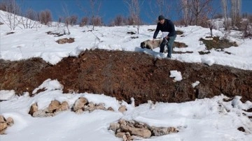 Sakarya Üniversitesi akademisyenleri deprem bölgesindeki fay hatlarını inceledi