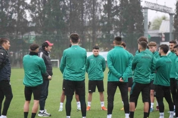 Sakaryaspor, Rizespor mesaisine başladı
