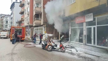 Samsun’da tamirhanede yangın
