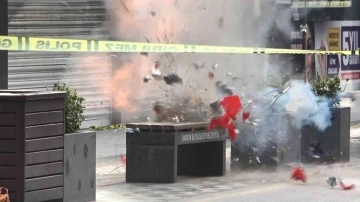 Samsun’un İstiklal Caddesi’ndeki şüpheli çanta fünye ile patlatıldı
