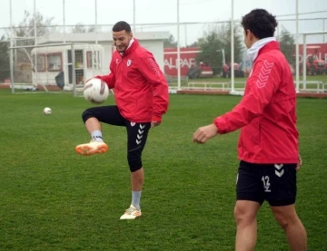 Samsunspor’un forveti Ercan Kara: “Trabzonspor maçı bizim için önemli”
