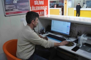 Sanal biletlerdeki yüksek komisyon oranı yazıhanecilerin tepkisini çekti
