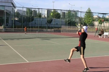 Şanlıurfa’da 15 Temmuz Milli Birlik Günü Tenis Turnuvası
