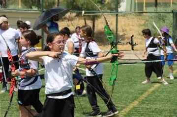 Şanlıurfa’da okçuluk turnuvası başladı
