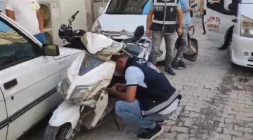 Şanlıurfa’da yapılan denetimlerde çalıntı motosikletlerin de bulunduğu 56 motosiklet ele geçirildi
