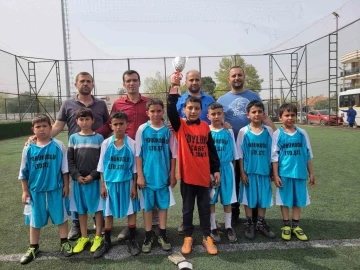 Sarıgöl’de 23 Nisan Ulusal Egemenlik Futbol Turnuvası sona erdi
