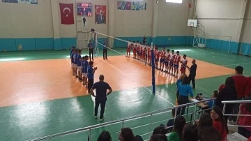 Sarıgöl’de liseler arası turnuvalar başladı
