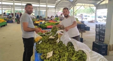 Satışa sunulan yaş fındık kapışılıyor
