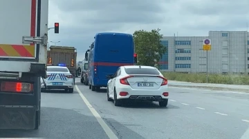 Seçil Erzan’ı davaya götüren cezaevi aracı kaza yaptı
