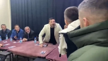 Seçmen, Davut Güloğlu’nun elinden zor kurtuldu
