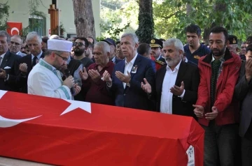 Şehit itfaiye eri Eskişehir’de toprağa verildi
