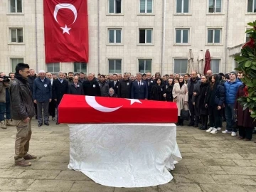 Şehit Kılavuz Kaptan Oğuz Kök için tören düzenlendi
