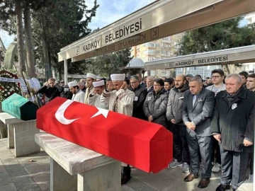 Şehit kılavuz kaptan Oğuz Kök, son yolculuğuna uğurlandı
