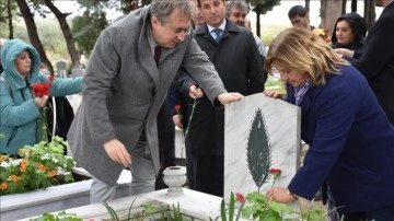 Şehit öğretmen Neşe Alten'in öğretmenine yazdığı kompozisyon gazetede yayınlanmış