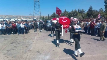 Şehit Piyade Uzman Onbaşı Uğur Özdemir son yolculuğuna uğurlandı
