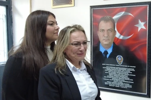 Şehit polisin adı kızının okuduğu ilkokula verildi
