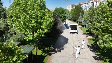 Selçuklu’da haşere ilaçlaması sürüyor
