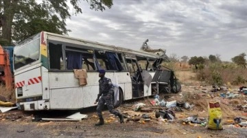 Senegal'de iki otobüsün çarpışması sonucu 38 kişi öldü