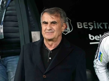 Şenol Güneş’ten Antalyaspor karşısında kadroda 7 değişiklik