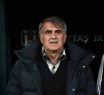 Şenol Güneş’ten İstanbulspor karşısında kadro tek değişiklik
