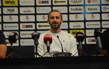 Serkan Özbalta: &quot;Karamsar olmaya gerek yok, play-off potasına uzak değiliz&quot;
