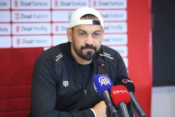 Servet Çetin: &quot;Net bir skorla maçı kazandık&quot;
