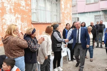 Seyhan Belediye Başkanı Akay: &quot;Sorunları en derinden yaşayan kadınlardır&quot;
