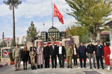 Siirt’te helikopter kazasında şehit olan 17 Mehmetçik için mevlit okutuldu
