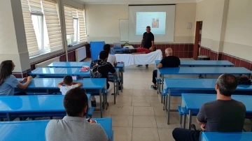 Simav’da &quot;Lumbar Bölge Tedavisi&quot; konulu workshop çalışması
