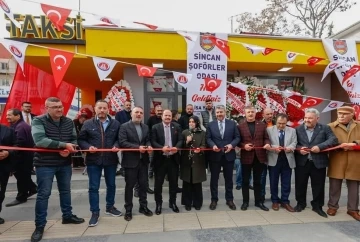 Sincan Belediye Başkanı Ercan ‘Vatan Taksi Durağı’nın açılışını yaptı
