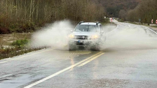 Sinop’ta dereler taştı
