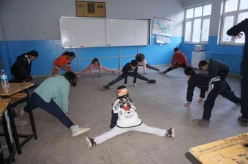 Şırnaklı öğrencilerden muaythai sporuna yoğun ilgi
