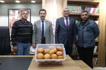 Sivas’ta meslek lisesi öğrencileri ekmek üretimine başladı
