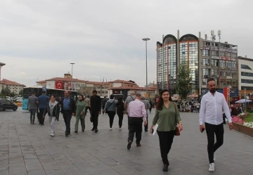 Sivaslı kadınlar daha uzun yaşamanın sırrını ’kadın dırdırına’ bağladı
