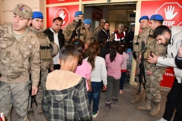 Siverek’te öğrenciler yedikleri yemekten zehirlendi
