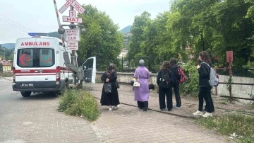 Sokak ortasında baygınlık geçirdi
