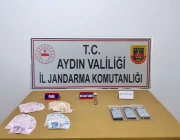 Söke’de durdurulan araçta uyuşturucu ve para ele geçirildi
