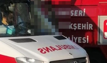 Sosyal medyasına &quot;karanlıktayım anne&quot; yazdı,  ağaçta asılı bulundu