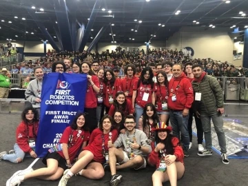 Sparc Takımı First Robotics Competition’da First Impact Finalist Ödülünü aldı
