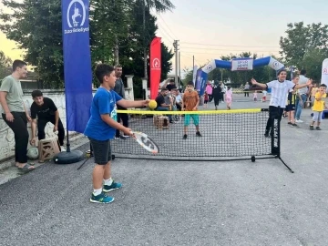 Spor mahalleye taşındı mahalde çocuklar mutlu oldu
