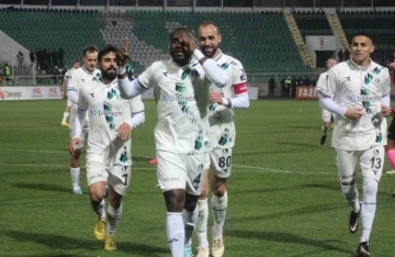  A. Denizlispor: 0 - Sakaryaspor: 1