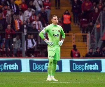 Spor Toto Süper Lig: Galatasaray: 2 - Fatih Karagümrük: 3 (İlk yarı)
